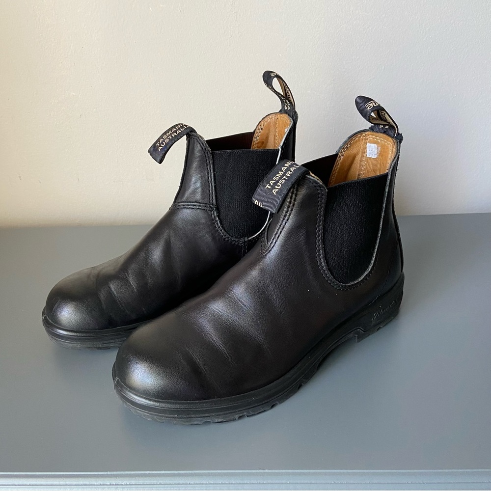 Blundstone Leather Chelsea Boots